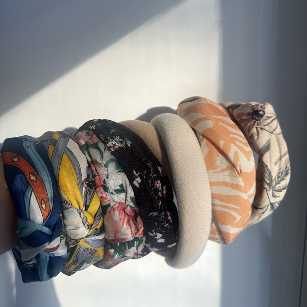Stylish Women's Headband Set of 8 - Multicolor